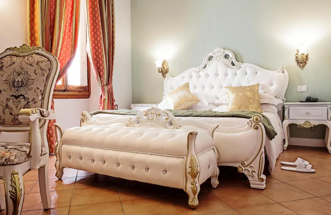 Villa Royal-1